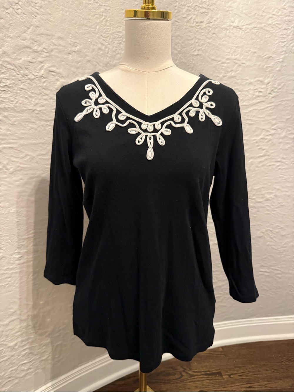 Rafaella Black Long-Sleeve V-Neck Top with White Embroidery